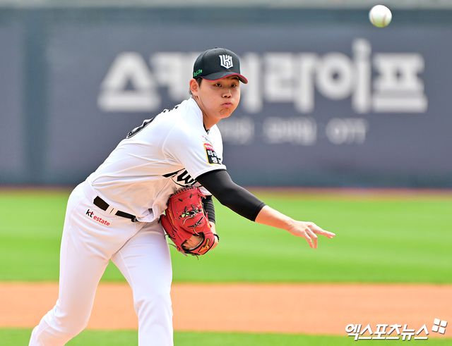 KT 위즈 선발투수 소형준이 올해 정규시즌 경기에 등판해 투구하고 있다. 엑스포츠뉴스 DB