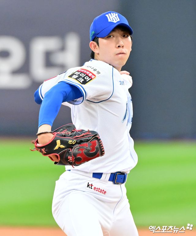 KT 위즈 선발투수 오원석이 올해 정규시즌 경기에 등판해 투구하고 있다. 엑스포츠뉴스 DB