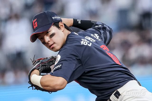 롯데 자이언츠 내야수 한태양이 3일 부산 사직야구장에서 열리는 2025 신한 SOL Bank KBO리그 LG 트윈스와의 팀 간 8차전에 1번타자 겸 2루수로 선발 출전한다. 사진 롯데 자이언츠