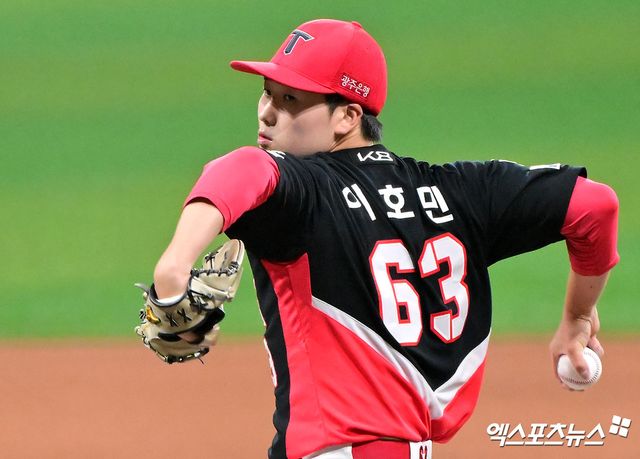 26일 오후 서울 구로구 고척스카이돔에서 열린 '2025 신한 SOL Bank KBO리그' KIA 타이거즈와 키움 히어로즈의 경기, 6회말 KIA 이호민이 공을 힘차게 던지고 있다. 엑스포츠뉴스 DB