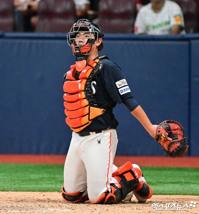 한화 이글스 포수 허인서가 올해 정규시즌 경기에 출전해 수비를 준비하고 있다. 엑스포츠뉴스 DB