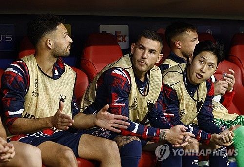 PSG 팬 매체 '파리스팬즈'가 지난 3일(한국시간) 나폴리가 여전히 이강인에 대한 관심을 놓지 않았고 PSG도 이적료를 책정했다고 보도했다.&nbsp;연합뉴스