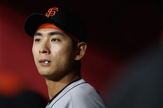 지난 3일 미국 애리조나주 피닉스의 체이스필드에서 열린 2025 미국 메이저리그(MLB) 샌프란시스코 자이언츠와 애리조나 다이아몬드백스의 경기, 샌프란시스코 이정후가 5번타자 겸 중견수로 선발 출전해 5타수 3안타(2루타 1, 3루타 1) 1타점 2득점을 기록했다. 연합뉴스