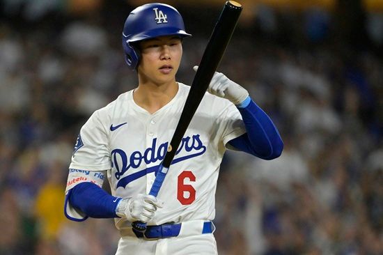 LA 다저스 유틸리티 플레이어 김혜성이 5일 미국 캘리포니아주 로스앤젤레스 다저스타디움에서 열리는 2025 메이저리그 휴스턴 애스트로스전 선발 라인업에서 빠졌다. 김혜성은 2경기 연속 벤치에서 경기를 시작한다. 연합뉴스