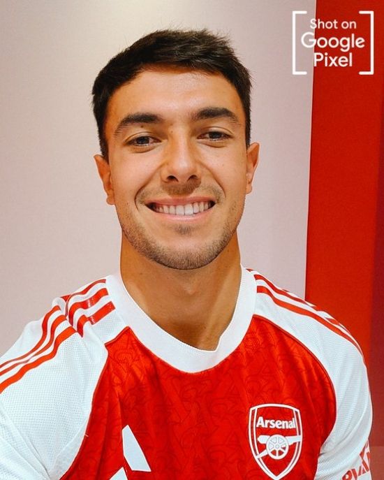 아스널이 6일(한국시간) 공식 홈페이지를 통해 스페인 국가대표 미드필더 마르틴 수비멘디를 장기 계약으로 영입했다고 발표했다.&nbsp;아스널