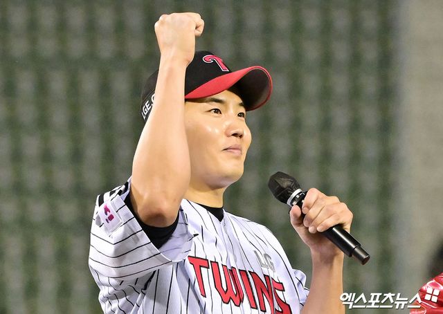 지난 3월 26일 오후 서울 송파구 잠실야구장에서 열린 '2025 신한 SOL Bank KBO리그' 한화 이글스와 LG 트윈스의 경기, LG가 9이닝 2피안타 완봉승을 거둔 임찬규의 호투에 힘입어 한화에 4:0으로 승리했다. 엑스포츠뉴스 DB