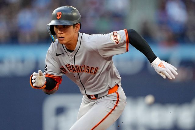 샌프란시스코 자이언츠 이정후가 올해 미국 메이저리그 정규시즌 경기에 출전해 주루하고 있다. REUTERS 연합뉴스