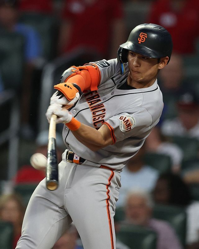샌프란시스코 자이언츠 이정후가 올해 미국 메이저리그 정규시즌 경기에 출전해 타격하고 있다. AFP 연합뉴스