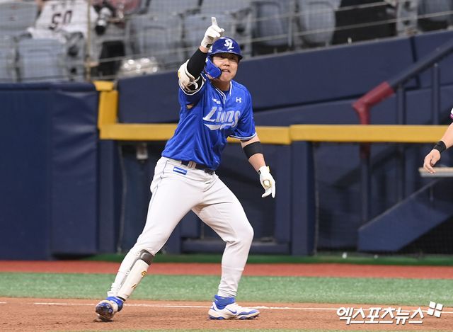 삼성 라이온즈 내야수 류지혁이 올해 정규시즌 경기에 출전해 세리머니하고 있다. 엑스포츠뉴스 DB