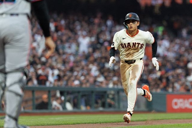 샌프란시스코 자이언츠 이정후가 올해 미국 메이저리그 경기에 출전해 주루하고 있다. REUTERS 연합뉴스
