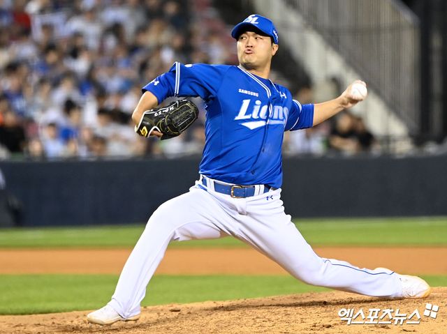 삼성 라이온즈 구원투수 최성훈이 지난해 정규시즌 경기에 등판해 역투하고 있다. 엑스포츠뉴스 DB