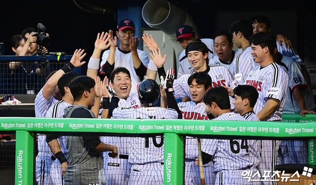 염경엽 감독이 이끄는 LG 트윈스가 20일 서울 잠실야구장에서 열린 2025 신한 SOL Bank KBO리그 롯데와의 팀 간 12차전에서 승리, 3연승을 질주했다. 사진 박지영 기자