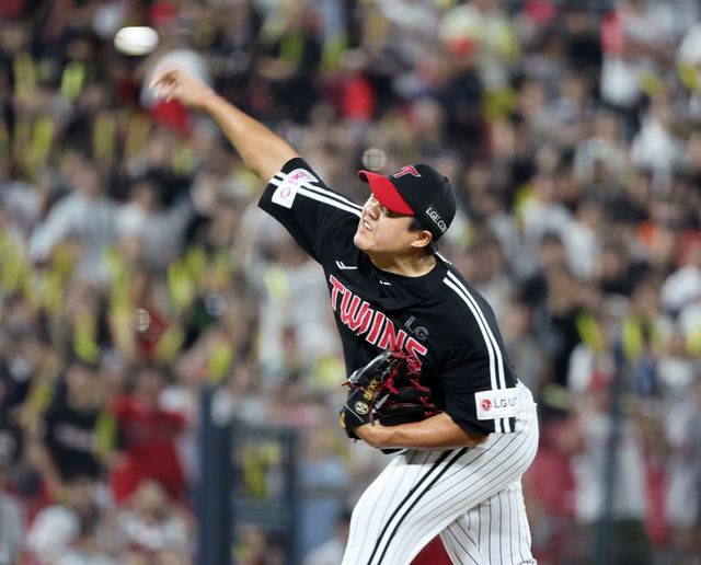 LG 트윈스 우완 장현식이 2025시즌 올스타 브레이크 이후 슬럼프에 빠져 있다. 사진 연합뉴스