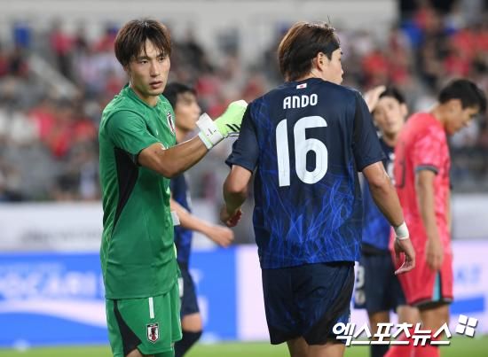 일본 매체 '스포니치 아넥스'를 비롯한 복수의 일본 매체들이 23일 보도를 통해 지바 시내에서 진행된 마에다 료이치 코치가 일본 대표팀의 롱스로인 도입 가능성이 있다고 전했다.&nbsp;엑스포츠뉴스DB