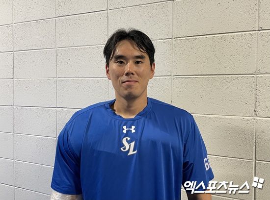 삼성 라이온즈 마무리 투수 김재윤이 29일 대전 한화생명볼파크에서 열린 2025 신한 SOL 뱅크 KBO리그 한화 이글스와 원정경기 종료 후 취재진과 인터뷰에 응하고 있다. 엑스포츠뉴스 대전, 김유민 기자