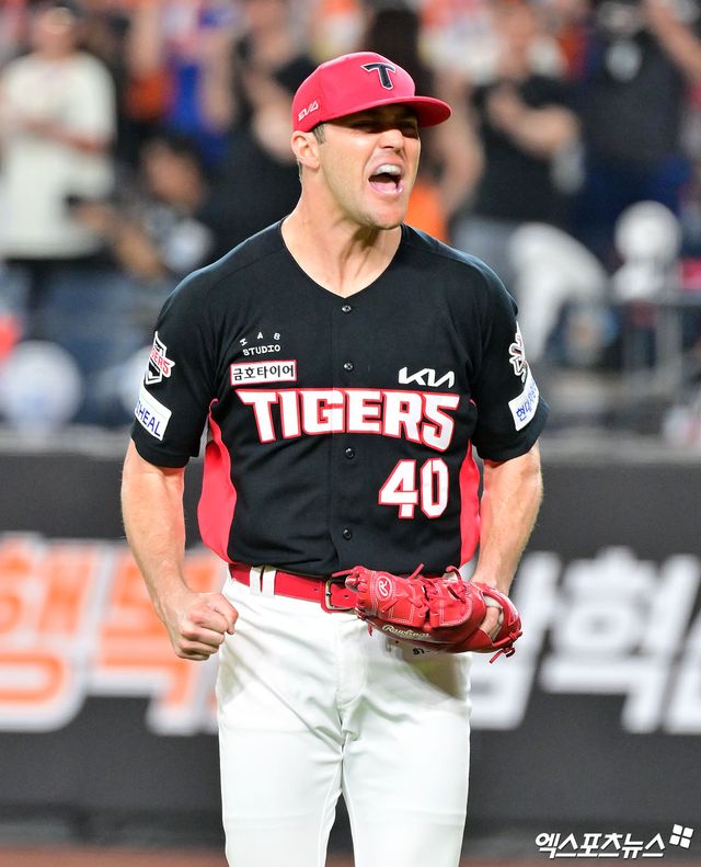 KIA 타이거즈 에이스 제임스 네일이 5일 부산 사직야구장에서 열린 2025 신한 SOL Bank KBO리그 롯데 자이언츠와의 팀 간 13차전에 선발등판, 6이닝 무실점 호투로 팀 승리를 이끌었다.