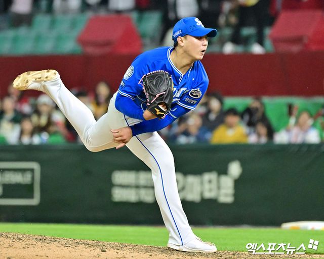 삼성 라이온즈 구원투수 배찬승이 올해 정규시즌 경기에 등판해 역투하고 있다. 엑스포츠뉴스 DB