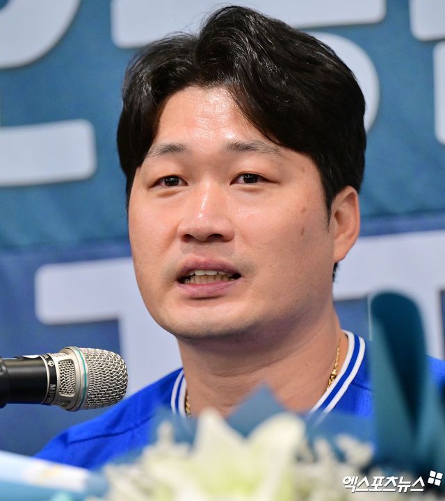 7일 오후 인천 오라카이 송도파크 호텔에서 삼성 오승환 은퇴 기자회견이 진행됐다. 삼성 오승환이 취재진의 질문에 답하고 있다. 인천, 김한준 기자