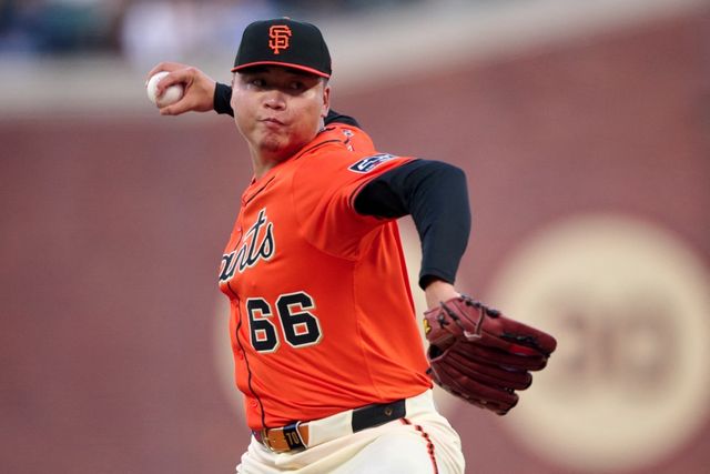 샌프란시스코 우완투수 덩카이웨이가 9일 미국 캘리포니아주 샌프란시스코의 오라클파크에서 열린 2025 미국 메이저리그(MLB) 워싱턴 내셔널스와의 홈경기에 구원 등판해 5이닝 3피안타 1볼넷 4탈삼진 무실점을 기록했다. Imagn Images 연합뉴스