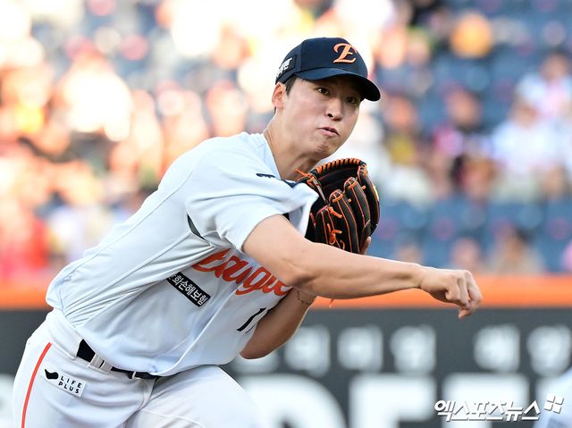 한화 이글스 사이드암 엄상백이 지난 2일 1군 복귀 후 2025시즌 정규리그 잔여 경기 보직이 불펜으로 변경됐다. 사진 엑스포츠뉴스 DB