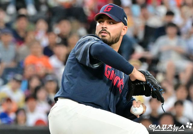 롯데 자이언츠 외국인 투수 알렉 감보아. 사진 엑스포츠뉴스 DB