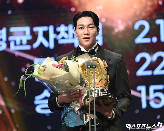 키움 히어로즈 안우진이 18일 서울 잠실야구장에서 열리는 2025 신한 SOL Bank KBO리그 두산 베어스와 원정경기를 앞두고 1군 엔트리에 등록됐다. 엑스포츠뉴스 DB