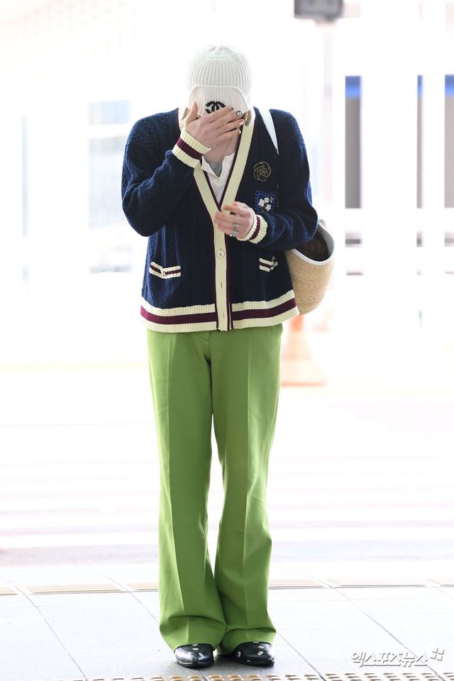 지드래곤, 천하의 지용이도 공항패션은 부끄럽다