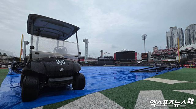 한화와 KT는 19일 수원케이티위즈파크에서 2025 신한 SOL Bank KBO리그 팀 간 15차전을 치를 예정이었으나 경기 개시를 앞두고 내린 비로 결국 경기가 취소됐다. 이날 취소된 경기는 추후 편성될 예정이다. 엑스포츠뉴스DB