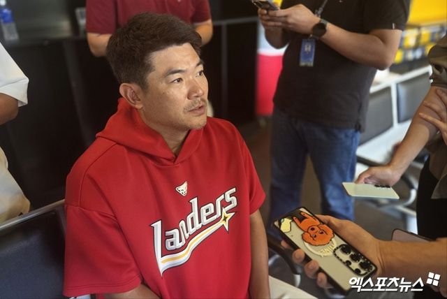 SSG 랜더스 베테랑 우완 노경은이 지난 21일 문학 두산 베어스전에서 홀드를 기록했다. 사진 엑스포츠뉴스