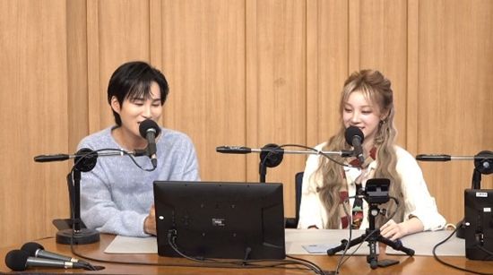 '컬투쇼' 게스트로 출연한 우기와 김희재의 모습. 사진= SBS 파워FM '두시탈출 컬투쇼'