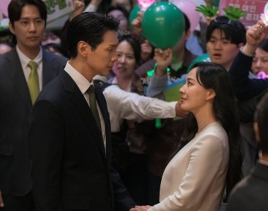 대통령 당선인 부부로 등장하는 유진&지현우. 사진= MBN '퍼스트레이디' 제공 