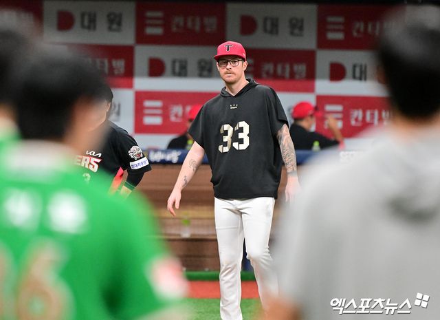 KIA 타이거즈 외국인 투수 아담 올러가 24일 서울 고척스카이돔에서 열린 2025 신한 SOL Bank KBO리그 키움 히어로즈와의 팀 간 16차전에 선발등판, 6이닝 무실점으로 승리투수가 됐다. 사진 엑스포츠뉴스 DB