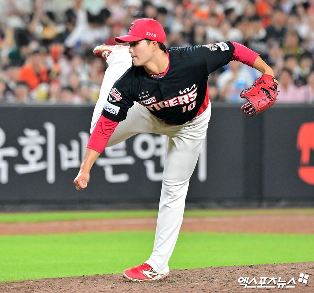 KIA 타이거즈 슈퍼루키 김태형이 지난 23일 문학 SSG 랜더스전에 선발등판, 5이닝 2실점으로 호투했다. 사진 엑스포츠뉴스 DB