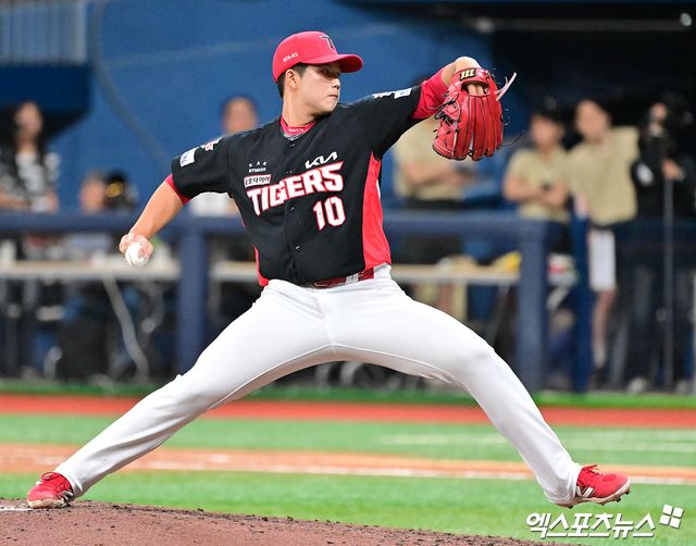 KIA 타이거즈 슈퍼루키 김태형이 지난 23일 문학 SSG 랜더스전에 선발등판, 5이닝 2실점으로 호투했다. 사진 엑스포츠뉴스 DB