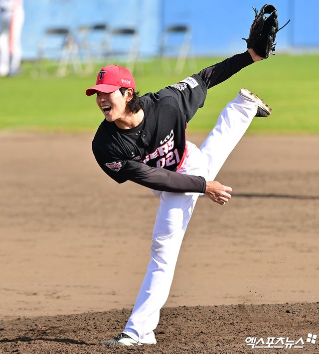 KIA 타이거즈 우완 파이어볼러 유망주 홍원빈이 최근 구단에 은퇴 의사를 전달, 선수 커리어를 마감하게 됐다. 사진 엑스포츠뉴스 DB
