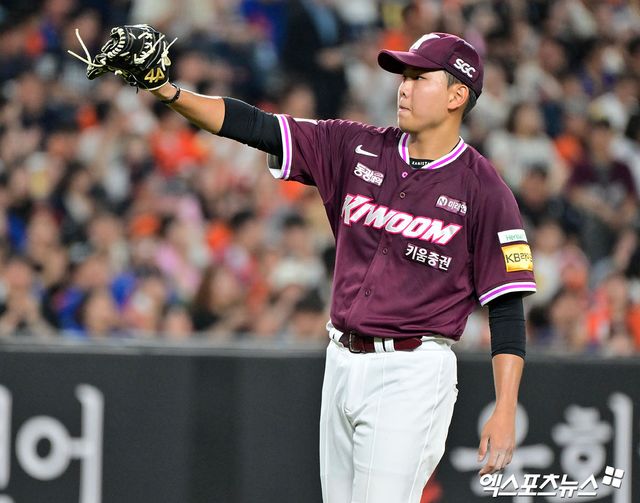 제구 난조로 어려움을 겪고 있는 키움 히어로즈 좌완 유망주 박정훈. 사진 엑스포츠뉴스 DB