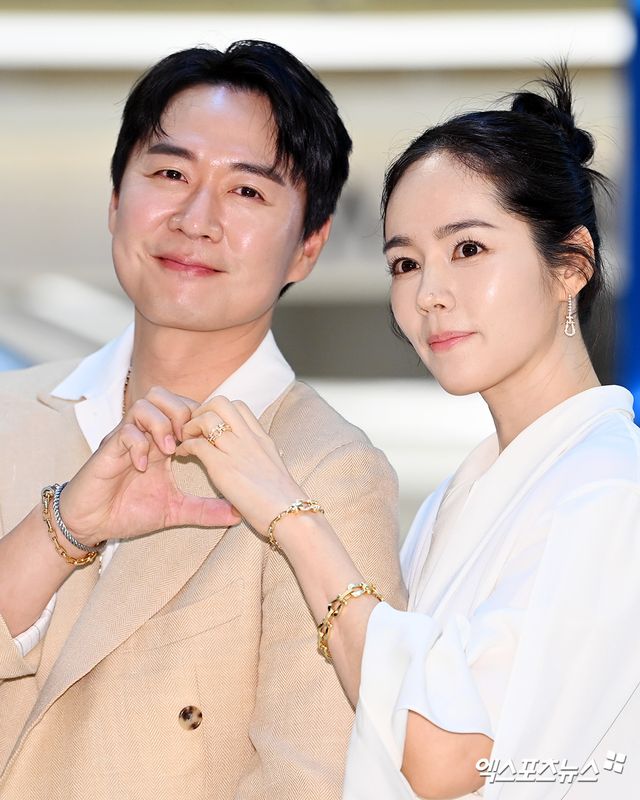 엑스포츠뉴스 DB - 연정훈, 한가인 부부