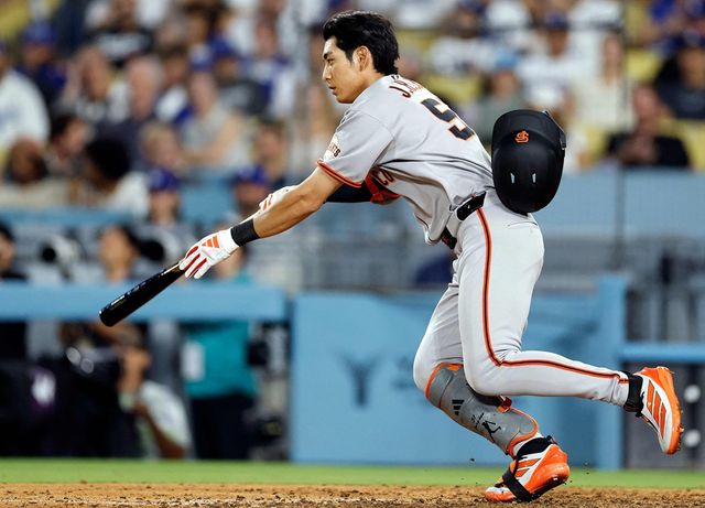 미국 메이저리그 샌프란시스코 자이언츠의 이정후가 28일(한국시간) 미국 캘리포니아주 샌프란시스코 오라클파크에서 열린 2025 미국 메이저리그 콜로라도 로키스와의 홈경기에 7번 타자 겸 중견수로 선발 출전, 3타수 무안타를 기록했다. 사진 연합뉴스