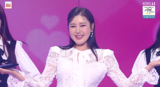 송가인이 '아침마당' 1만 회 특집을 찾았다. 사진=KBS 1TV