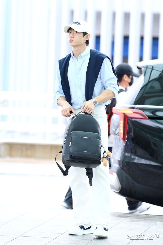 정해인 '자연스럽게 나온 귀여움, 입 삐쭉'