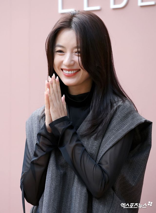 한효주 '매력 넘치는 미소'