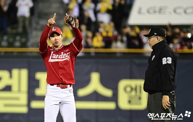 SSG 랜더스 내야수 박성한이 7일 서울 잠실야구장에서 열린 2025 신한 SOL Bank KBO리그 LG 트윈스와의 팀 간 16차전에서 3안타로 활약했다. 사진 엑스포츠뉴스 DB