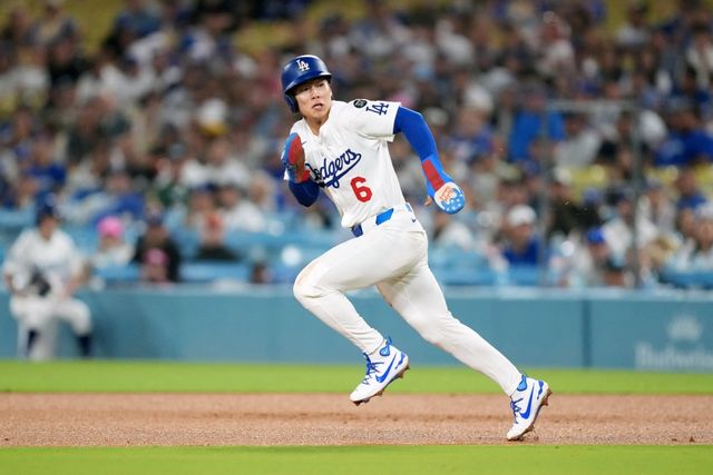 9일(한국시간) 미국 캘리포니아주 로스앤젤레스의 다저스타디움에서 열린 2025 미국 메이저리그(MLB) 콜로라도 로키스와의 홈경기에 2번타자 겸 2루수로 선발 출전해 2타수 무안타 1볼넷을 기록했다. Imagn Images 연합뉴스