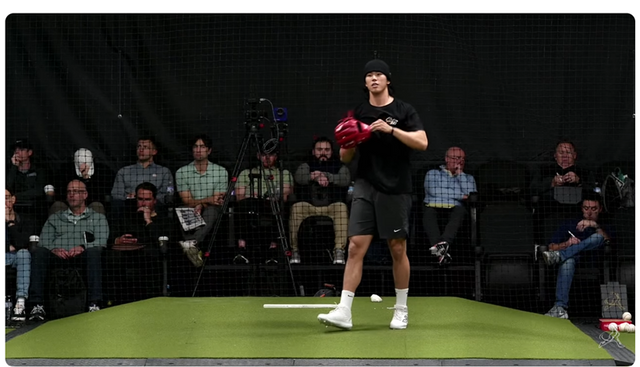 10일 미국 '트레드 애슬래틱' 유튜브 채널이 공개한 투수들의 피칭 영상에 등장한 전 KIA 타이거즈 투수 홍원빈. 사진 트레드 애슬레틱 유튜브 캡처