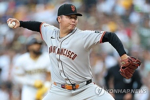 미국 메이저리그 샌프란시스코 자이언츠에서 뛰고 있는 대만 출신 우완 덩카이웨이가 오는 3월 열리는 2026 월드베이스볼클래식(WBC) 불참을 결정했다. 사진 연합뉴스