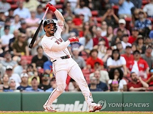 보스턴 레드삭스에서 뛰고 있는 베네수엘라 출신 포수 카를로스 바에스가 부상과 수술 여파에 따른 보험 거부로 2026 월드베이스볼클래식(WBC) 출전이 불발됐다. 사진 연합뉴스