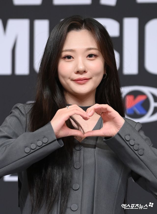 볼빨간사춘기 안지영. 