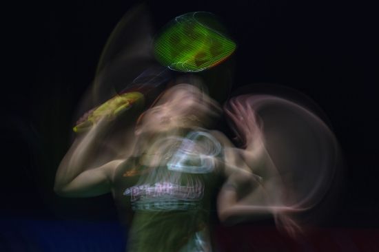 배드민턴 여자 단식 세계랭킹 1위 안세영이 17일(한국시간) 인도 뉴델리 인디라 간디 스포츠 콤플렉스에서 열린 2026 세계배드민턴연맹(BWF) 월드투어 인도 오픈(슈퍼 750) 여자단식 준결승에서 세계랭킹 8위 태국의 라차녹 인타논을 게임 스코어 2-0으로 꺾고 결승 진출에 성공했다. 사진 연합뉴스