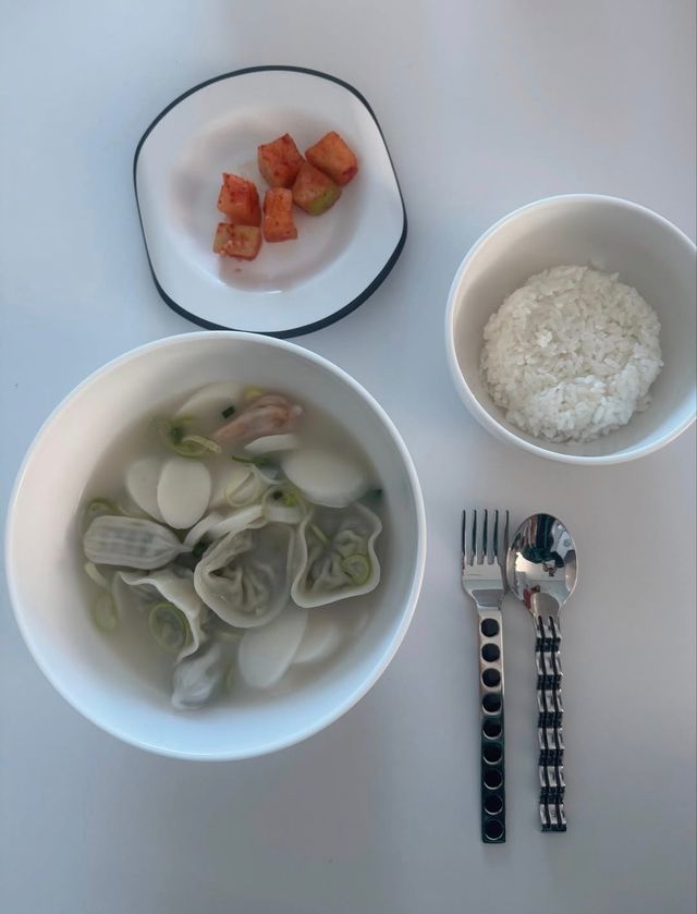 사진 = 변요한 인스타그램