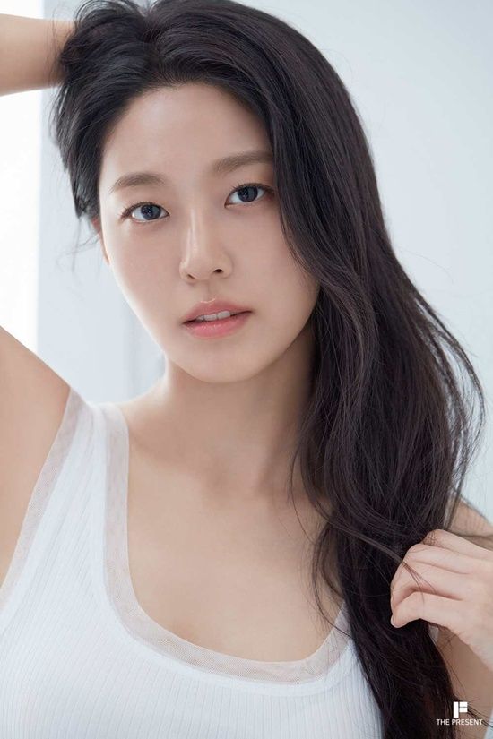 설현